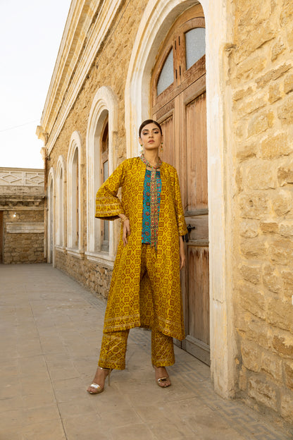 ZEENAT JACKET, SHIRT AND TROUSERS IN SILK