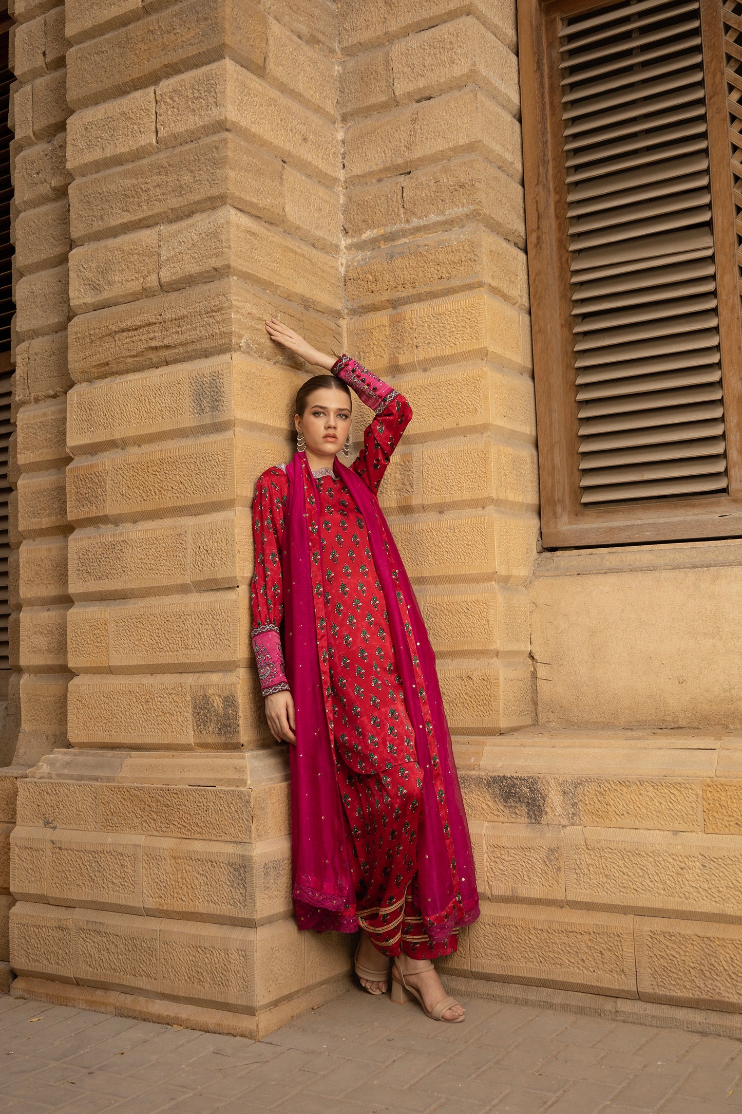 FARHAT SHIRT, SHALWAR IN SILK AND DUPATTA IN COTTON NET