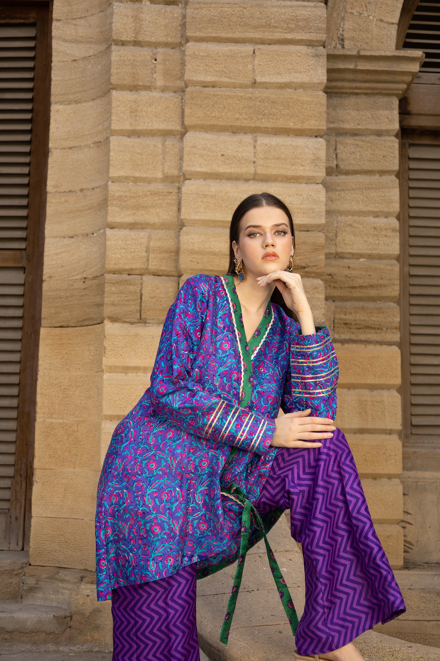 SABIHA SHIRT, TROUSERS IN SILK AND DUPATTA IN COTTON NET