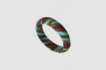 JAMSHEDA CHEVRON BANGLE 22MM IN RAW SILK