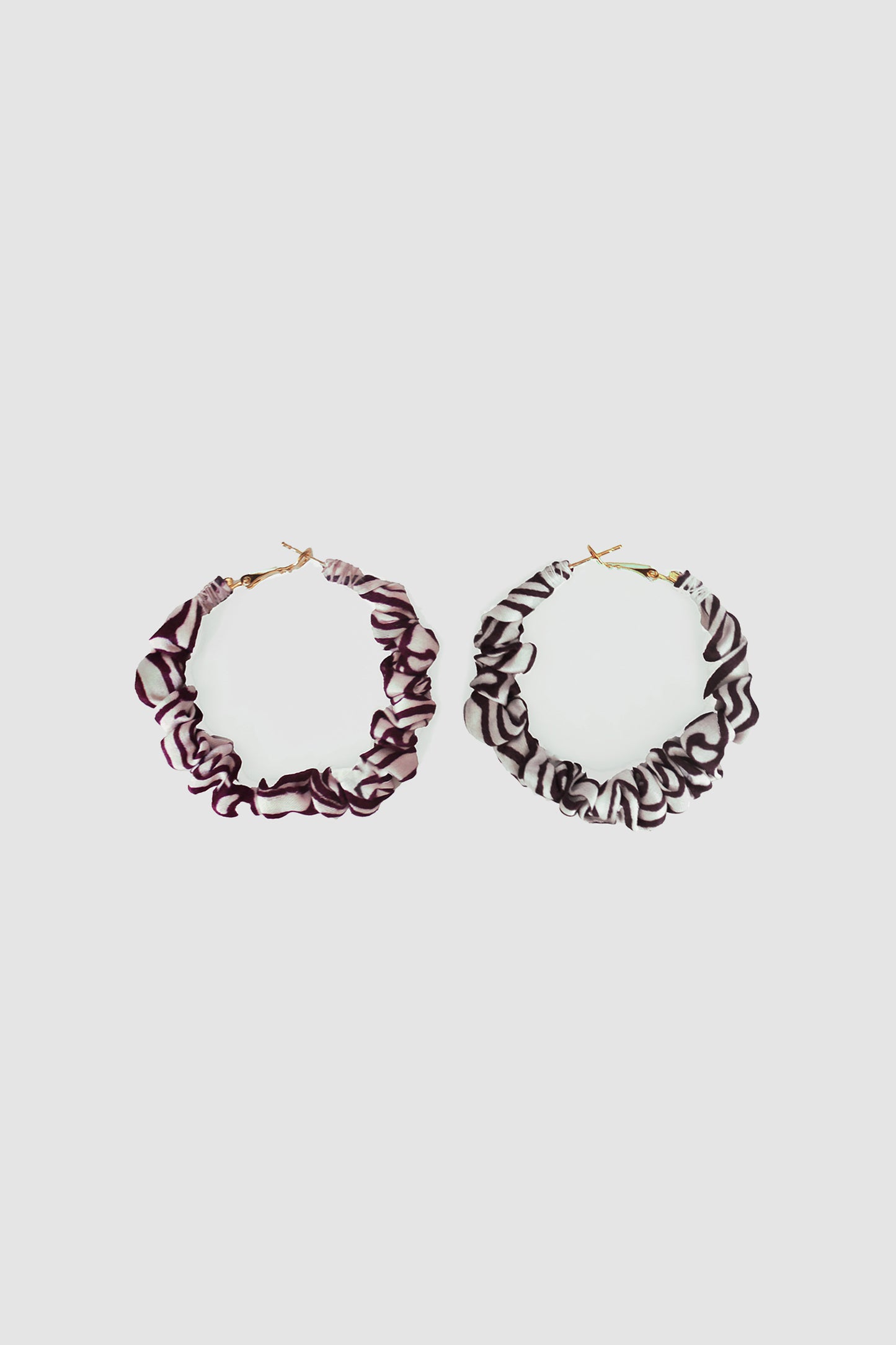 NAJMA STRIPES FABRIC HOOP EARRINGS LARGE IN SILK CHARMEUSE